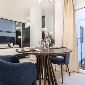 Intimate In The Heart Of By Rems Apartamento Málaga